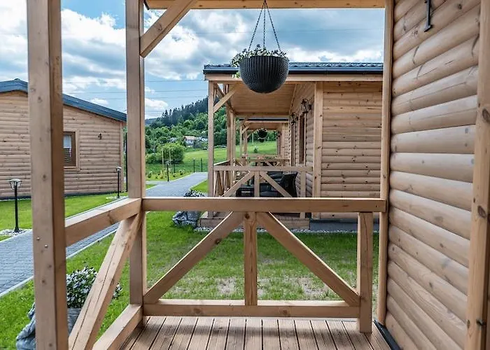 펜션 Wooden House In With 두슈니키 즈드로지