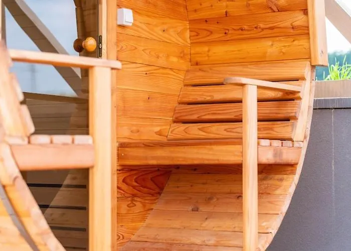 펜션 Wooden House In With